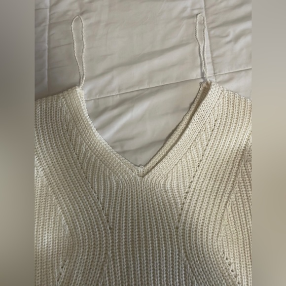 White Sweater - Picture 7 of 8